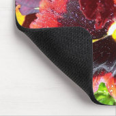 Wet Pansy mit Henry Beecher Zitat Mousepad (Ecke)