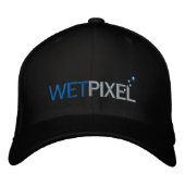 Wetpixel Hat #1 Bestickte Baseballkappe (Vorderseite)