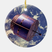 Wettersatellitenmodell im Raum Keramik Ornament (Hinten)