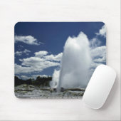 Whakarewarewa, Pohutu Geysir, Rotorua, Neuseeland Mousepad (Mit Mouse)
