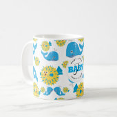 Whale & Blowfish Cartoon Monogram Muster Kaffeetasse (Vorderseite Links)