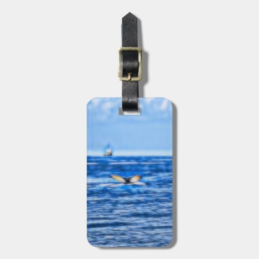 Whale Schwanz Nautical Ship Deep Blue Sea Gepäckanhänger (Vorderseite vertikal)