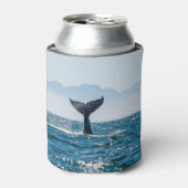 Whale Schwanz Seascape: Dramatisches Wasser. Dosenkühler (Kanne Vorderseite)