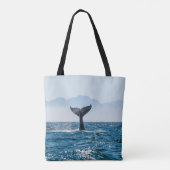 Whale Schwanz Seascape: Dramatisches Wasser. Tasche (Rückseite)