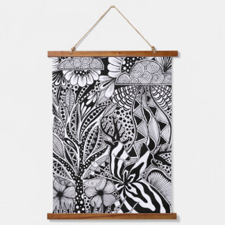 What’s Next? – Black and White Surreal Hand-Drawn Wandteppich Mit Holzrahmen