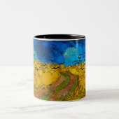 Wheatfield mit Crows by After Vincent van Gogh Zweifarbige Tasse (Mittel)