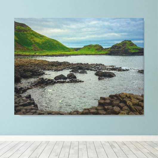 Where Stone Meets Legend Leinwanddruck (Insitu (Holzboden))