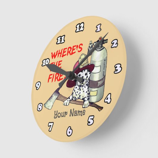 Wheres the Fire Firefighter Runde Wanduhr (Winkel)