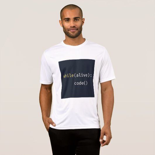 While Alive Code – Programmer T-Shirt (Vorne ganz)