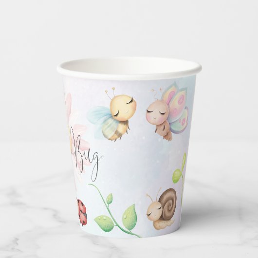 Whimsical A Little Liebe Bug Rainbow Brautparty Pappbecher (Rückseite)