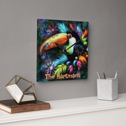 Whimsical Abstract Toucan Bird Personalized Quadratische Wanduhr (Büro)