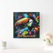 Whimsical Abstract Toucan Bird Personalized Quadratische Wanduhr (Zuhause)