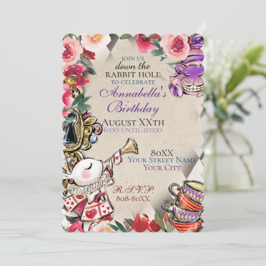 Whimsical Alice im Wunderland Tee Party Thema Einladung (Stehend Vorderseite)