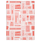 Whimsical Art liefert Korallenrot-Muster Monogramm Klemmbrett (Rückseite)