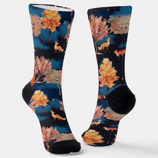 Whimsical Autumn Fox Night Forest Seamless Pattern Socken (Gewinkelt)