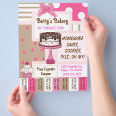 Whimsical Bakery Flyer mit Teezettel (Hand)