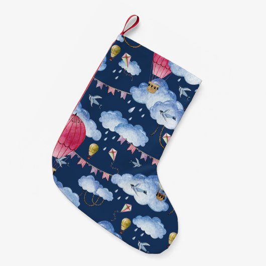 Whimsical Balloons: Watercolor Cloud Pattern Kleiner Weihnachtsstrumpf (Vorderansicht (hängend))