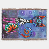 Whimsical Big-Eyed Funky Abstract Kitty Cat Decke (Vorderseite)