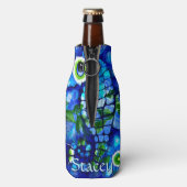 Whimsical Big-Eyes Seahorse Art Blue Personalized Flaschenkühler (Flasche Rückseite)