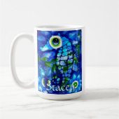 Whimsical Big-Eyes Seahorse Art Blue Personalized Kaffeetasse (Links)