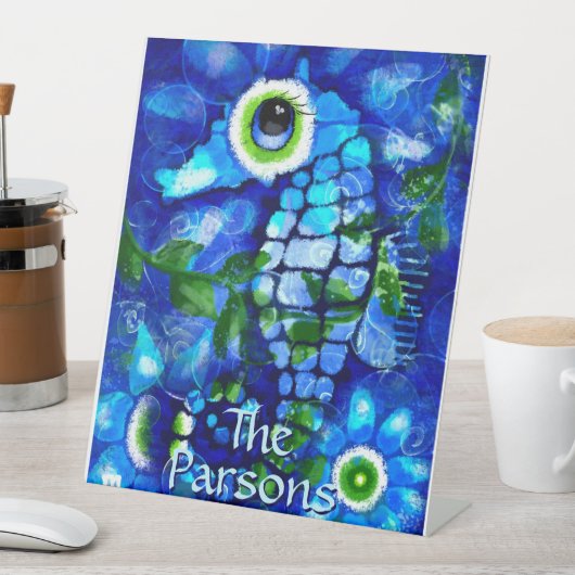 Whimsical Big Eyes Seepferd Art Blue Personalisier Sockelschild (In Situ)