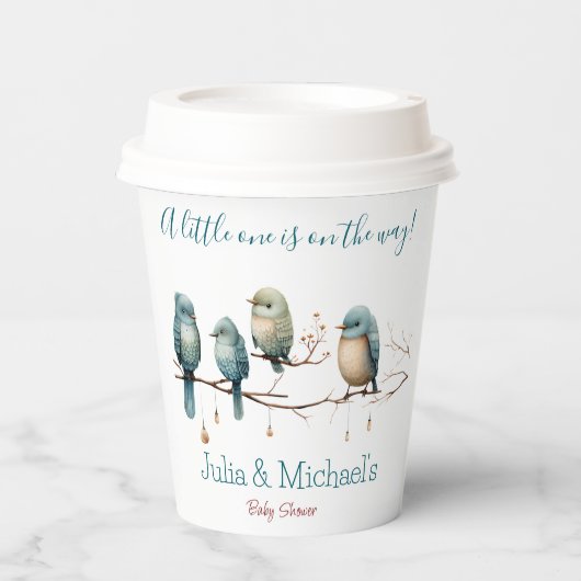 Whimsical Birds on Branches Pastel Baby Shower Pappbecher (Vorderseite)