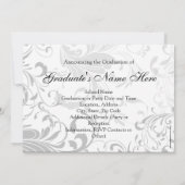 Whimsical Black and White Swirl Abschluss Einladung (Rückseite)