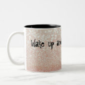 Whimsical Black Cat Glittery Weckte auf und Make-u Zweifarbige Tasse (Links)