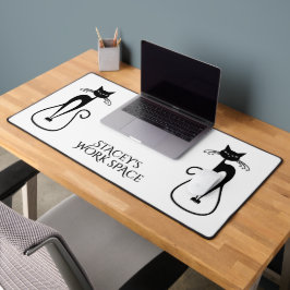 Whimsical Black Cat Personal Schreibtischunterlage