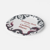 Whimsical Black Red Dragon Damask Sweet 16 Bash Pappteller (Schrägansicht)