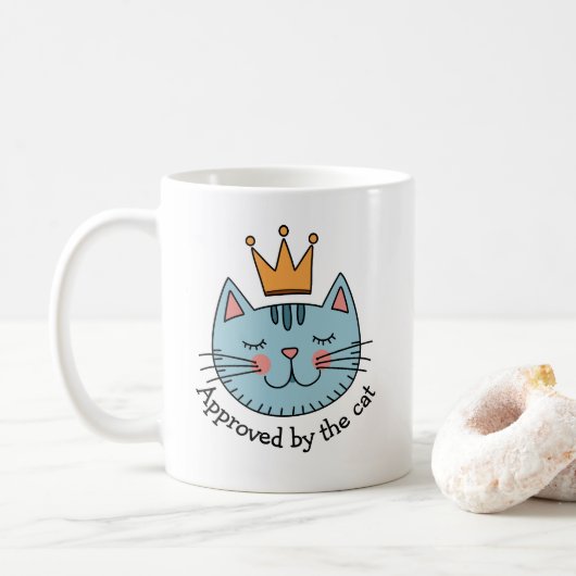 Whimsical Blue Cat mit gelber Krone nach Maß Kaffeetasse (Mit Donut)