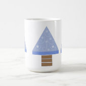 Whimsical Blue Christmas Trees Kaffeetasse (Mittel)