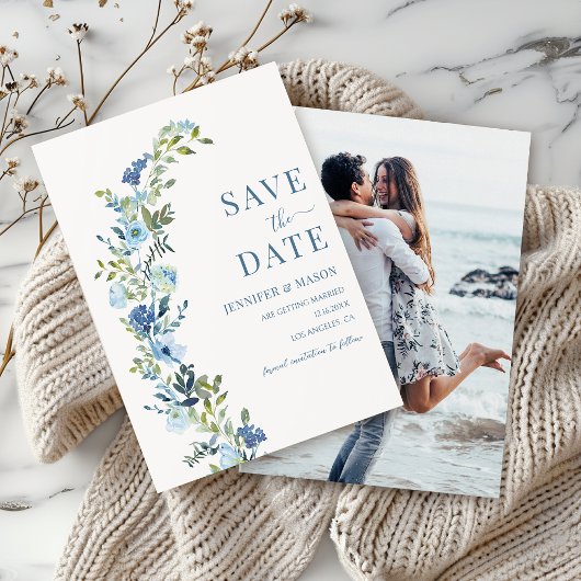 Whimsical Blue Floral Wreath Save the Date Foto Einladung