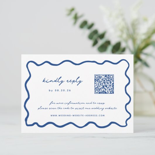 Whimsical Blue QR Code Wedding RSVP Karte (Stehend Vorderseite)