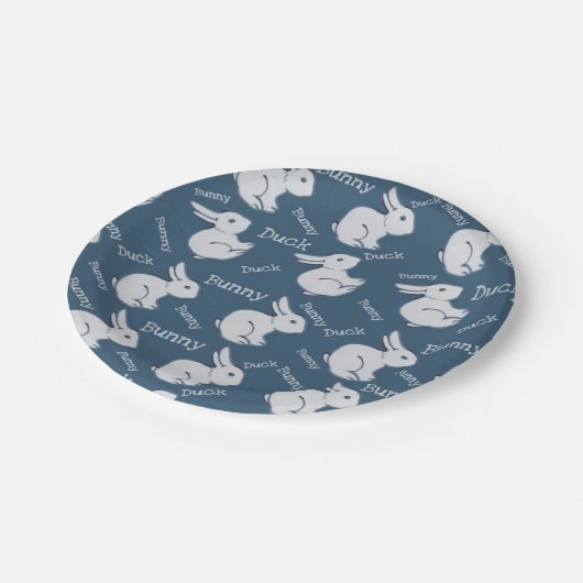 Whimsical Blue Rabbit Duck Illusion Zeichnend Oste Pappteller (Schrägansicht)