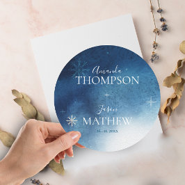 Whimsical Blue White Snowflake Hochzeit Runder Aufkleber