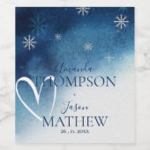 Whimsical Blue White Snowflake Hochzeit Weinetikett (Einzelnes Label)