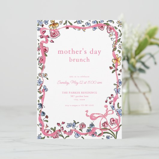 Whimsical Blume Muttertag Einladung (Stehend Vorderseite)