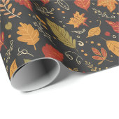 Whimsical Boho Herbstblätter auf Schwarz Geschenkpapier (Rolleneckpunkt)