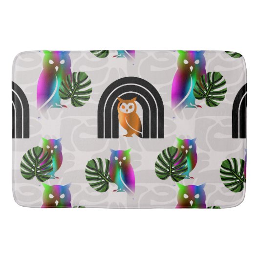 Whimsical Boho Owl & Tropical Monstera Leaf Badematte (Vorderseite)