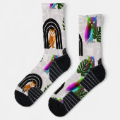 Whimsical Boho Owl & Tropical Monstera Leaf Socken (Links)
