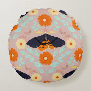 Whimsical Botanical Moth Collection Cozy Art Rundes Kissen