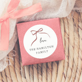 Whimsical Bow Hand Drawn Red Ribbon "Liebe" Runder Aufkleber