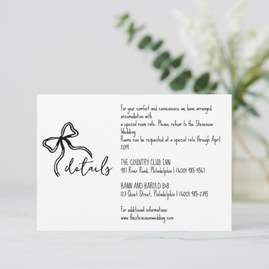 whimsical Bow Wedding Details Karte (Stehend Vorderseite)