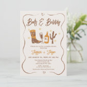 Whimsical Bridal Stiefel und Bubbly Couples Dusche Einladung (Stehend Vorderseite)