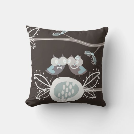 Whimsical Bride Groom Blue Wedding Owls Kissen (Vorderseite)
