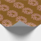 Whimsical Brown and Pink Weihnachtsmann Muster Geschenkpapier (Ecke)