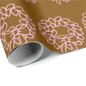 Whimsical Brown and Pink Weihnachtsmann Muster Geschenkpapier (Rolleneckpunkt)