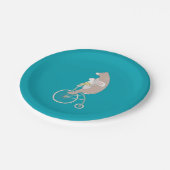 Whimsical Bunny and Bear Reiten Pappteller (Schrägansicht)