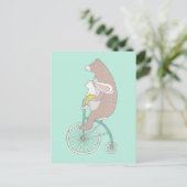 Whimsical Bunny and Bear Reiten Postkarte (Stehend Vorderseite)